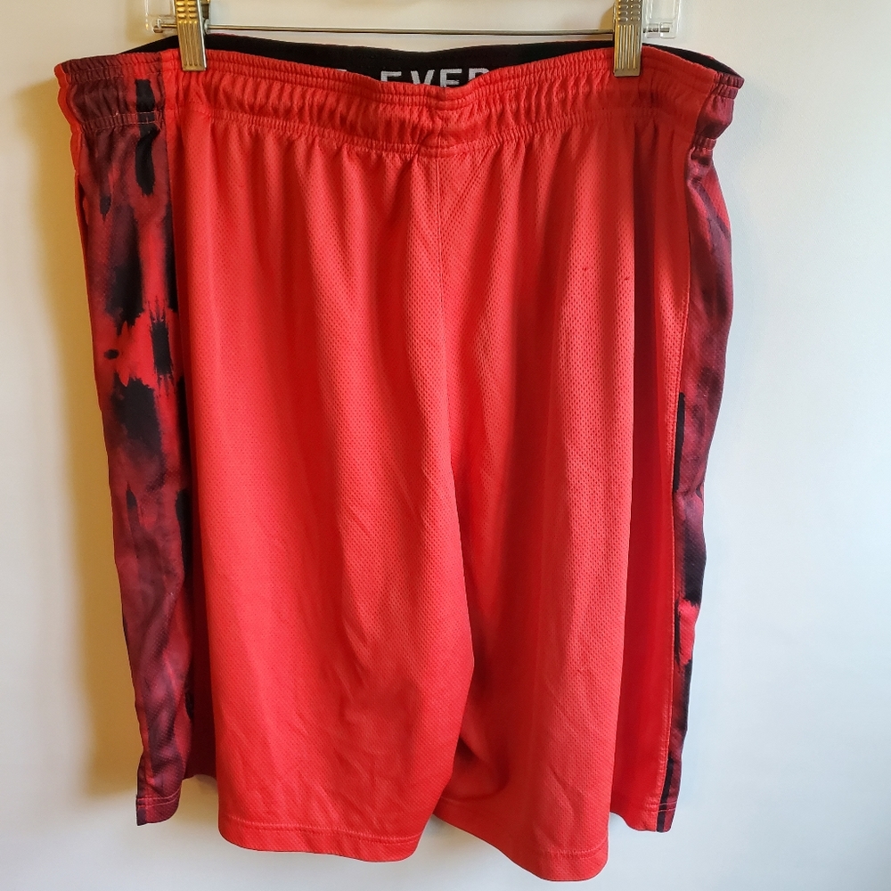 EVERLAST MEN'S SHORTS RED WITH BLACK TRIM SIZE XX/EE